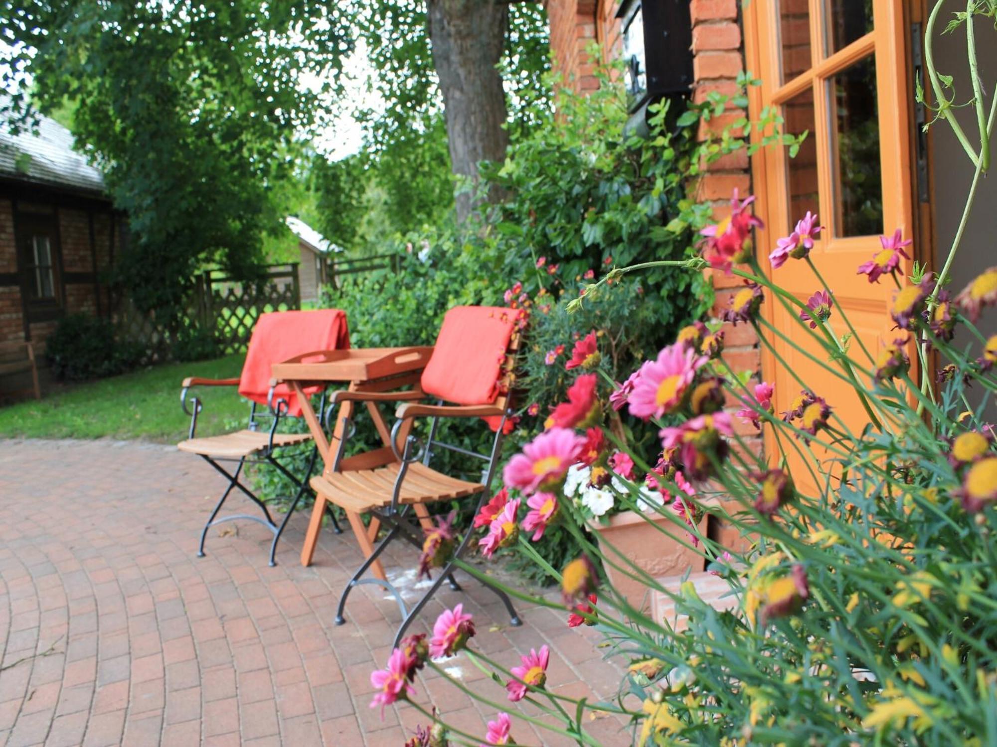 Mansion In Gressow With Terrace Garden Bbq Pond Bicycles Villa Exterior foto